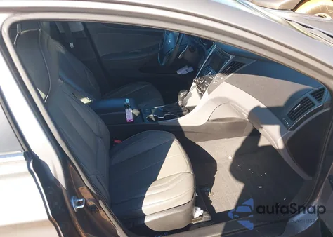 2013 Hyundai Sonata Se 2.0T z USA, uszkodzony, nr VIN 5NPEC4AB5DH656434